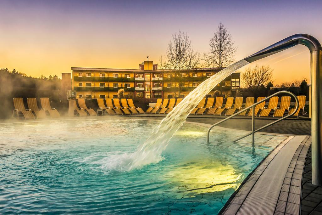 Thermenhotel Puchasplus 세게르바흐 외부 사진